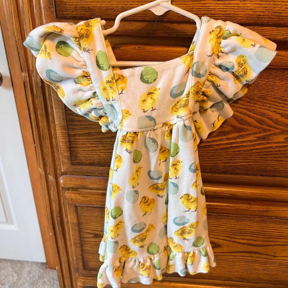 Kate Quinn chick and egg dress
